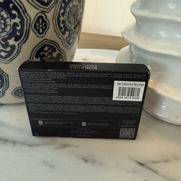 NWT Dior FOREVER NATURAL VELVET foundation 
⭐️2W warm - Picture 3 of 6